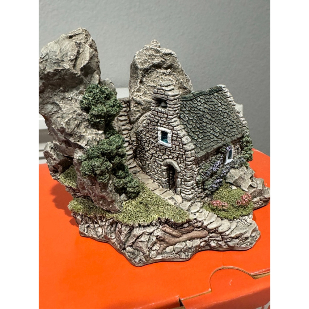 Lilliput Lane St. Govans Chapel Sculpture with deed